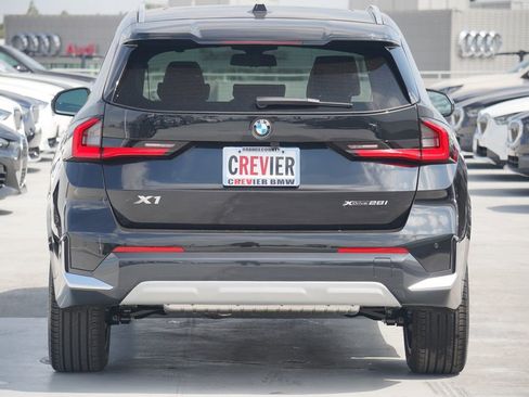 Used 2025 BMW X1 xDrive28i w/ Convenience Package image 6