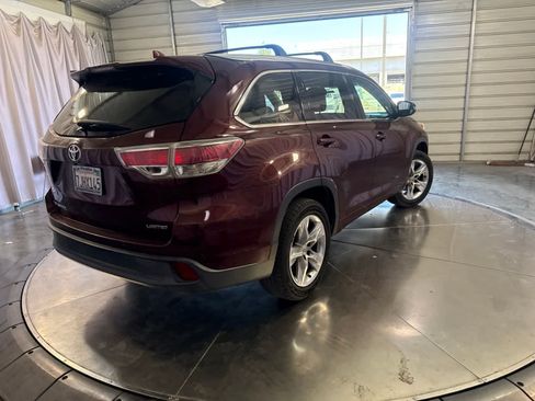 Used 2015 Toyota Highlander Limited FWD image 5