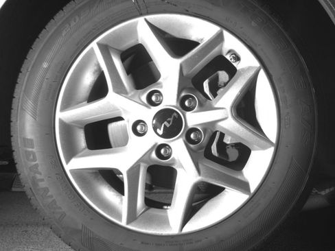 Used 2025 Kia Soul LX w/ LX Technology Package FWD image 24