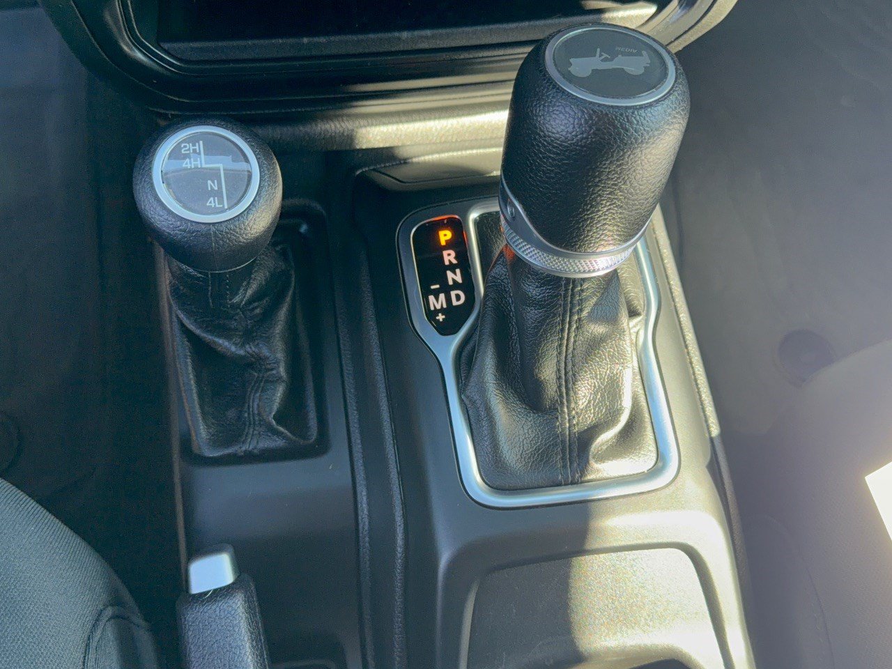 Used 2023 Jeep Wrangler Unlimited Sport AWD/4WD image 21