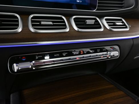 Certified 2026 Mercedes-Benz GLE 350 4MATIC image 13