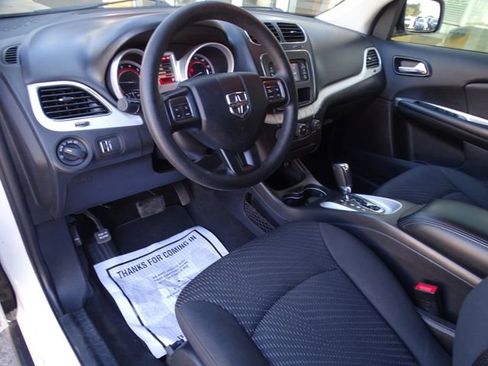 Used 2018 Dodge Journey SE w/ Blacktop Package image 20