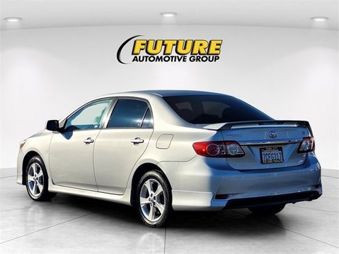 Used 2013 Toyota Corolla image 7