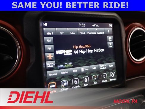 Used 2022 Jeep Wrangler Unlimited Rubicon w/ LED Lighting Group image 16