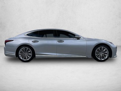 Used 2022 Lexus LS 500 w/ Interior Upgrade Package RWD image 5