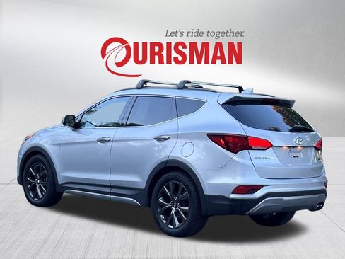 Used 2017 Hyundai Santa Fe Sport image 4