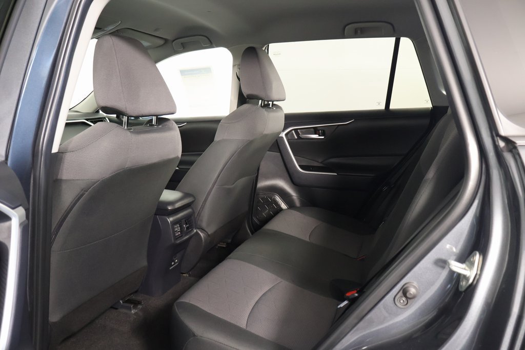 Used 2024 Toyota RAV4 XLE FWD image 11