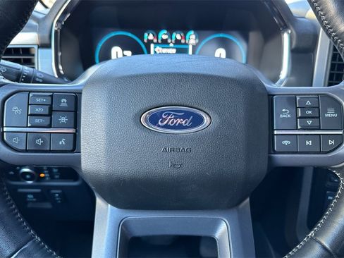 Used 2023 Ford F150 Lariat w/ Trailer Tow Package image 24