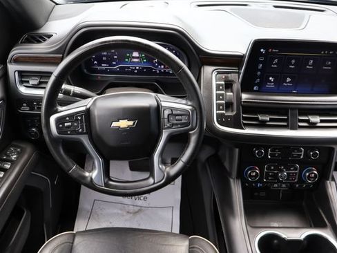 Used 2024 Chevrolet Tahoe Premier AWD/4WD image 6