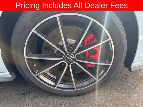 Used 2025 Volkswagen Jetta GLI Autobahn FWD image 8