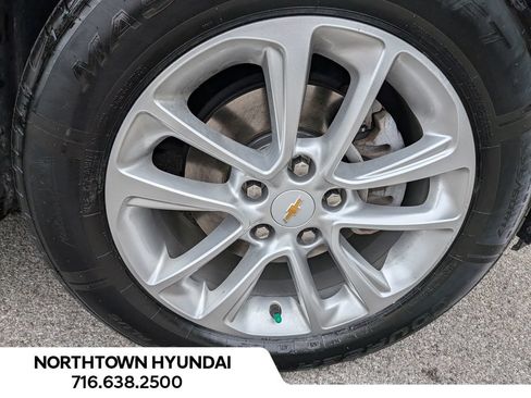 Used 2024 Chevrolet TrailBlazer LS FWD image 34