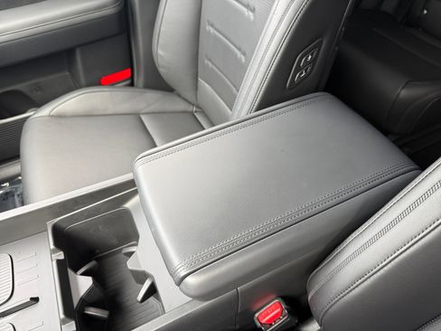 Used 2025 Hyundai Santa Fe Calligraphy image 14