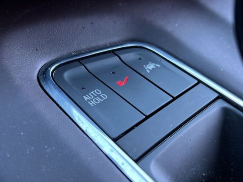 Used 2024 Cadillac Escalade ESV V w/ Heavy-Duty Trailer Package image 33