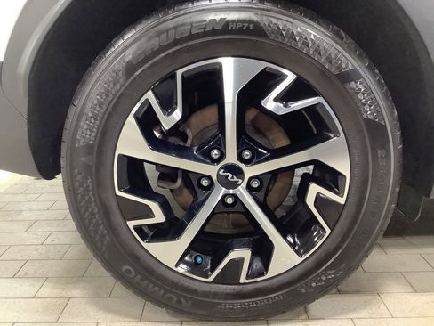 Certified 2023 Kia Sportage EX image 27