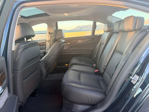 Used 2014 BMW 750Li RWD image 14