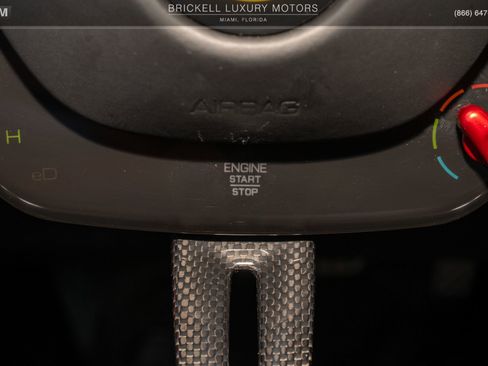 Used 2022 Ferrari SF90 Spider image 26