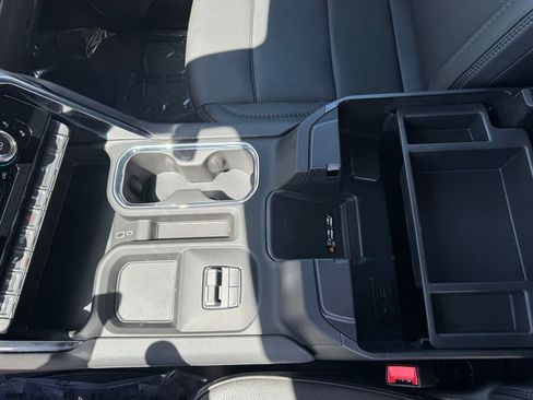 Used 2025 GMC Sierra 2500 Denali w/ Denali Reserve Package AWD/4WD image 19