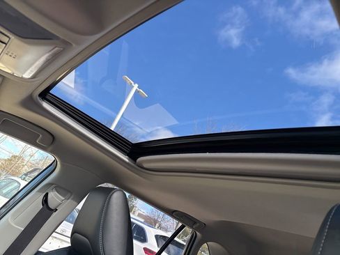 Used 2020 Toyota RAV4 Limited w/ Limited Grade Weather Package image 13