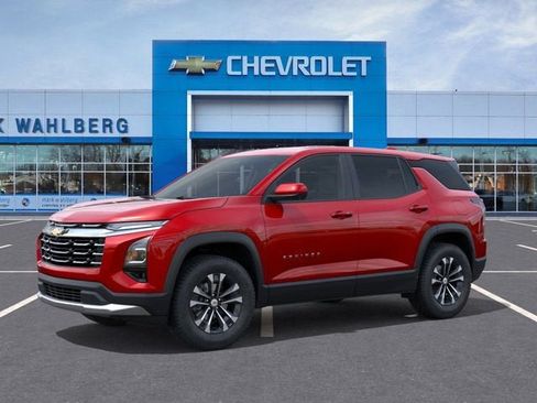 New 2026 Chevrolet Equinox LT w/ Convenience Package II image 2