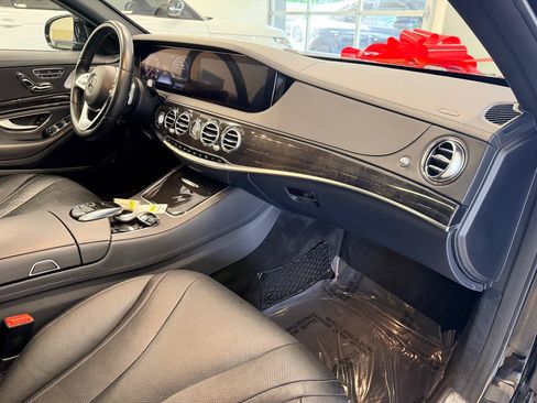 Used 2019 Mercedes-Benz S 450 Sedan image 24