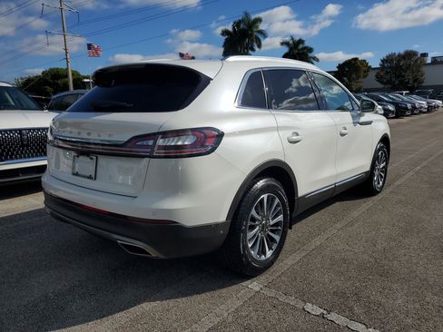 Certified 2022 Lincoln Nautilus FWD w/ Premium Package image 6