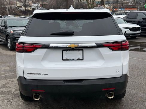 Used 2023 Chevrolet Traverse LT image 9