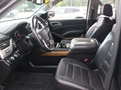 Used 2020 GMC Yukon Denali w/ Denali Ultimate Package AWD/4WD image 16