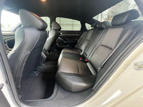 Used 2020 Honda Accord Sport image 10