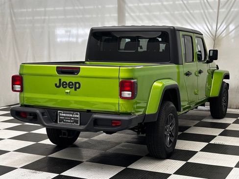 New 2025 Jeep Gladiator Sport AWD/4WD image 7