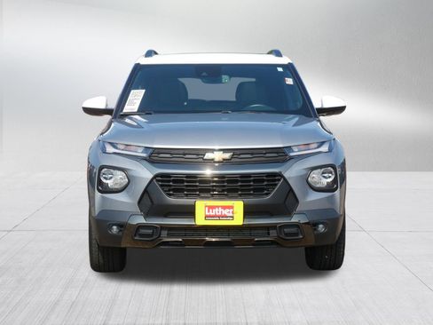 Used 2023 Chevrolet TrailBlazer ACTIV w/ Sun and Liftgate Package AWD/4WD image 2