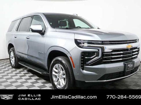 Used 2025 Chevrolet Tahoe LT image 1
