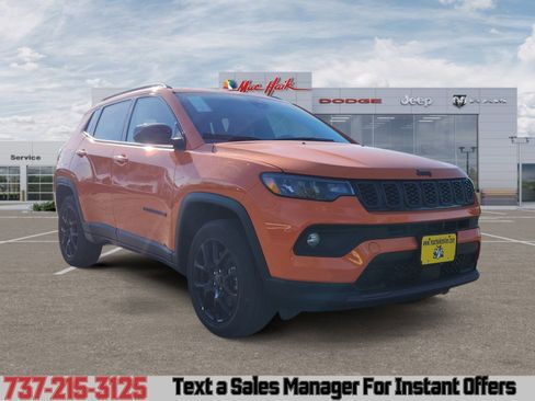 New 2026 Jeep Compass Latitude image 7