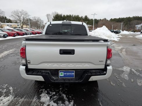 Used 2023 Toyota Tacoma TRD Sport image 4