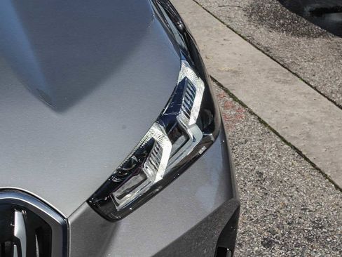 Certified 2023 BMW X1 xDrive28i image 10