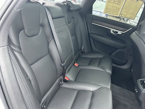 Used 2018 Volvo V90 T5 Cross Country w/ Plus Package image 26