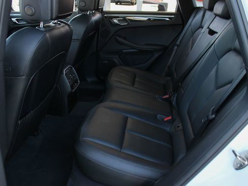 Used 2017 Porsche Macan S AWD/4WD image 22