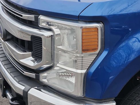 Used 2022 Ford F250 XLT w/ Snow Plow Prep Package image 9