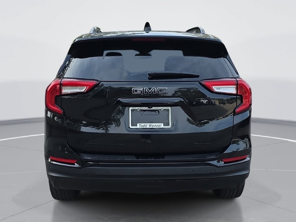 Used 2023 GMC Terrain SLT w/ Tech Package AWD/4WD image 5