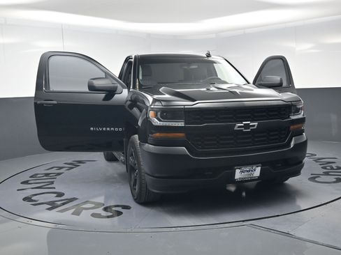 Used 2017 Chevrolet Silverado 1500 W/T w/ Black Out Edition image 23