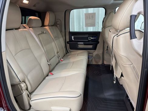 Used 2018 RAM 3500 Laramie Longhorn image 17