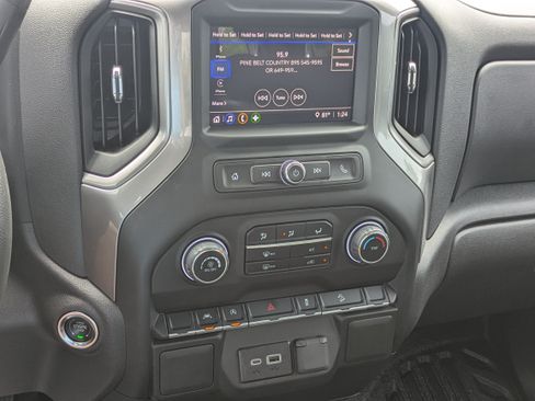 Used 2025 Chevrolet Silverado 1500 W/T w/ WT Value Package AWD/4WD image 16