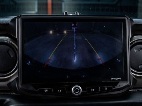 Used 2019 Jeep Wrangler Sport image 25