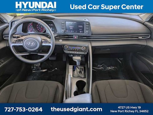Used 2023 Hyundai Elantra SEL w/ Cargo Package FWD image 14