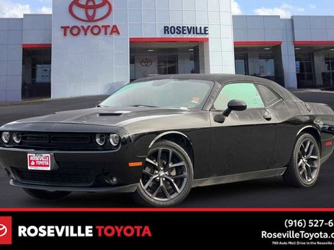 Used 2021 Dodge Challenger SXT w/ Blacktop Package image 1