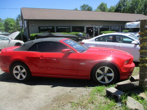 Used 2014 Ford Mustang GT w/ Equipment Group 301A RWD image 7
