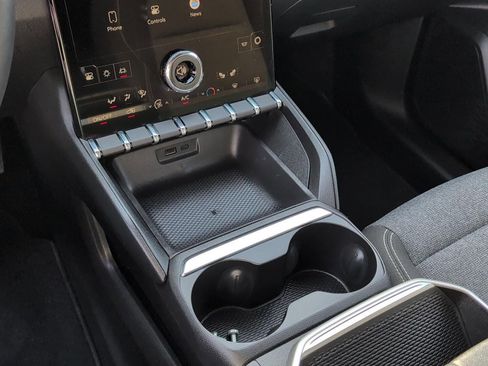 Used 2025 GMC Terrain Elevation image 32