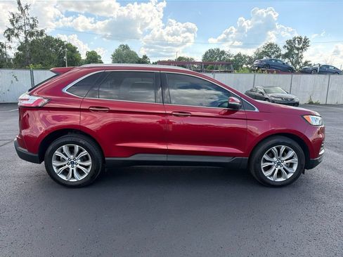 Used 2019 Ford Edge Titanium w/ Cold Weather Package FWD image 8