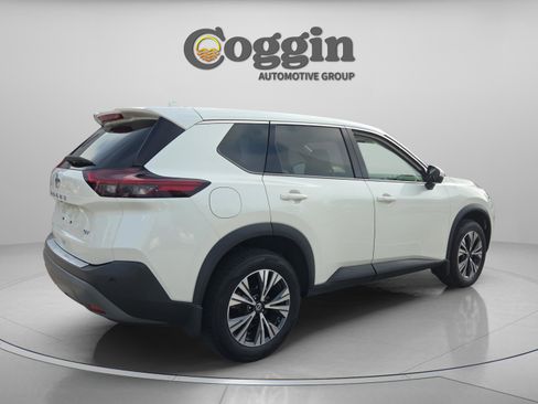 Used 2021 Nissan Rogue SV FWD image 5