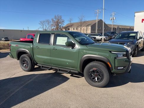 New 2026 Nissan Frontier PRO-4X w/ Pro-4x Convenience Package image 7