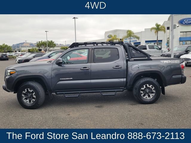 Used 2021 Toyota Tacoma TRD Off-Road w/ TRD Premium Off Road Package AWD/4WD image 5